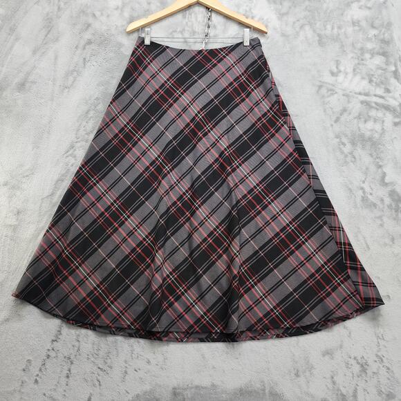 Jones Wear Skirt Size 6 Black Gray Red Plaid Midi A-Line Stretch Preppy Academia - Picture 1 of 9